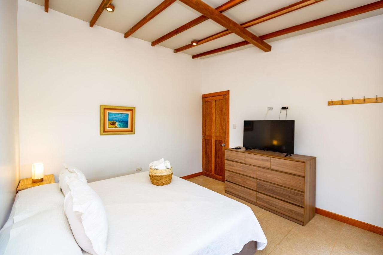 زوريتوس Bungalows & Suites Punta Camaron المظهر الخارجي الصورة