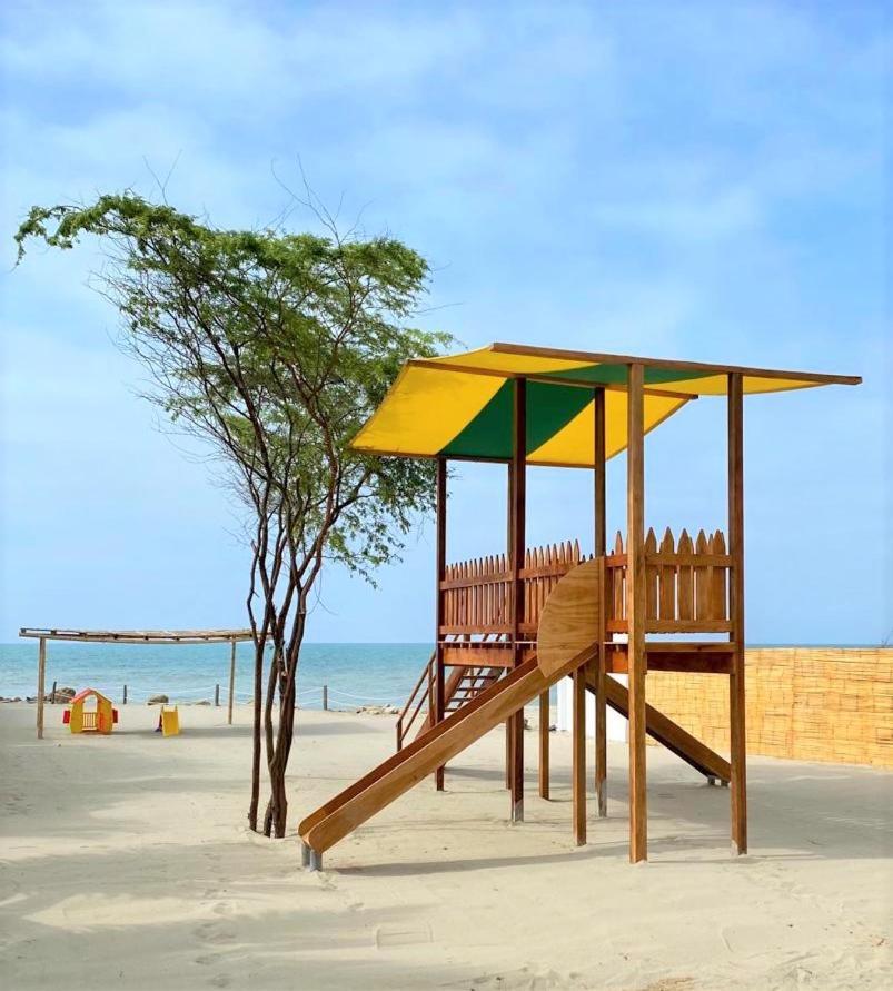 زوريتوس Bungalows & Suites Punta Camaron المظهر الخارجي الصورة