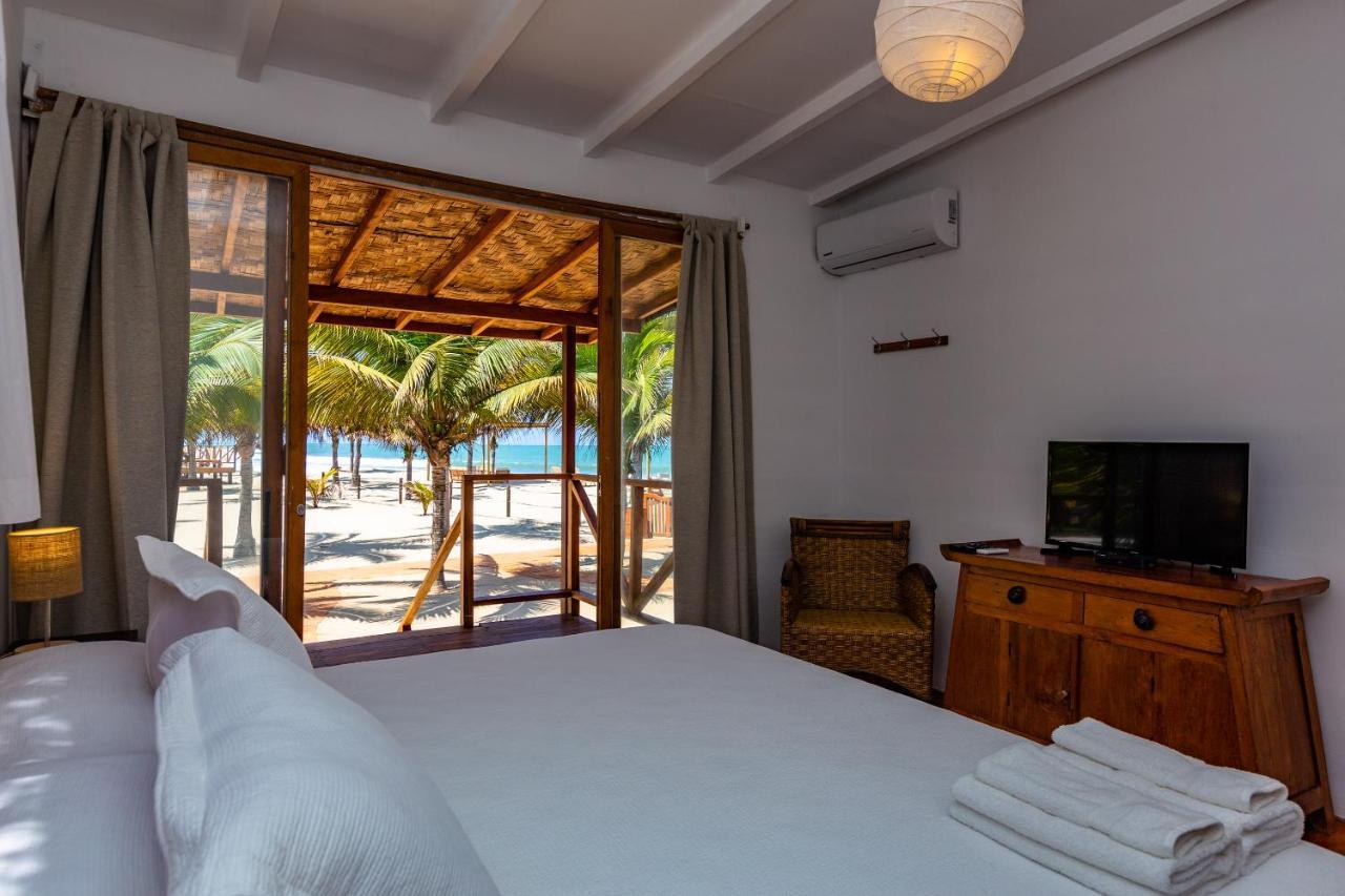 زوريتوس Bungalows & Suites Punta Camaron المظهر الخارجي الصورة